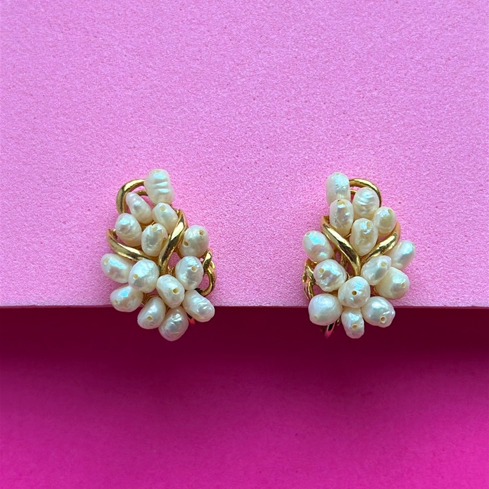 VTG Freshwater Rice Pearl Cluster Earrings Screw Back Clip On